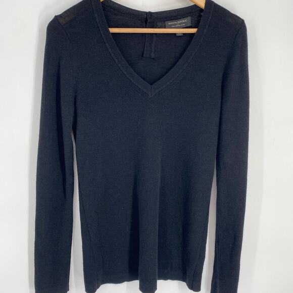 Banana Republic Sweater Women’s Large Black Merino Wool Heritage Quiet Luxury - Picture 1 of 7